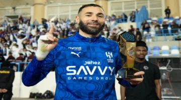 رد بنزيمة على الشائعات.. هل ترك الاتحاد بدون وداع زملائه؟